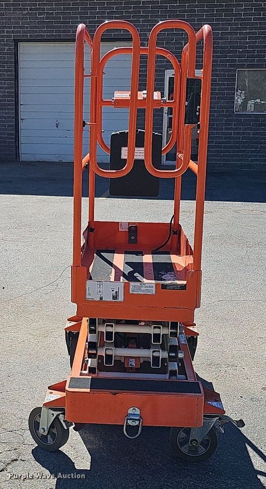 image for item DQ1179 2016 Snorkel S3008P  scissor lift