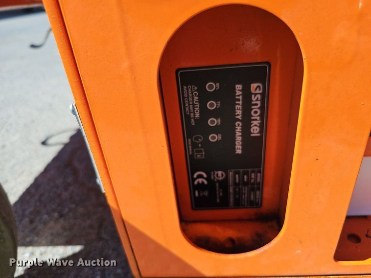 image for item DQ1179 2016 Snorkel S3008P  scissor lift