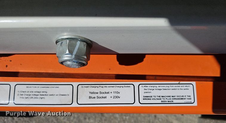 image for item DQ1179 2016 Snorkel S3008P  scissor lift