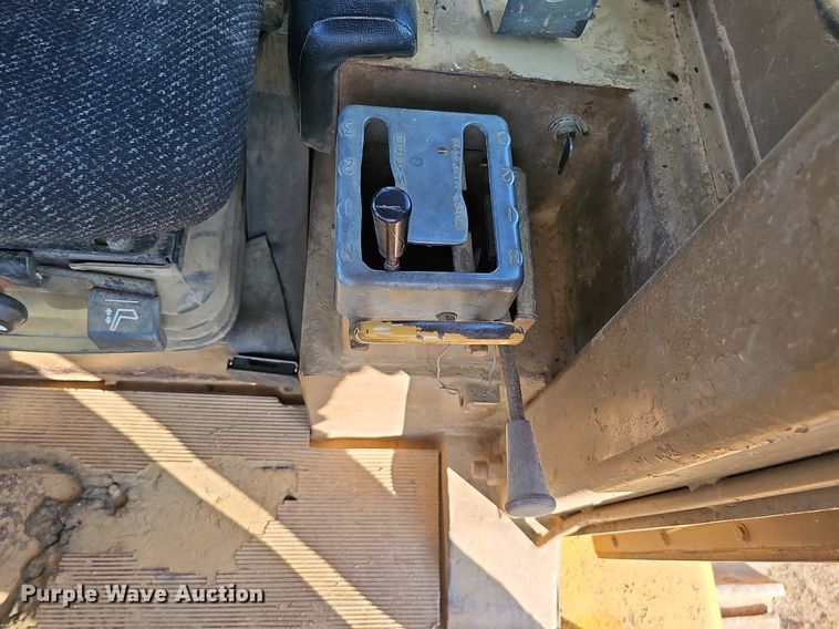 image for item DQ1181 1980 Caterpillar D9H  dozer