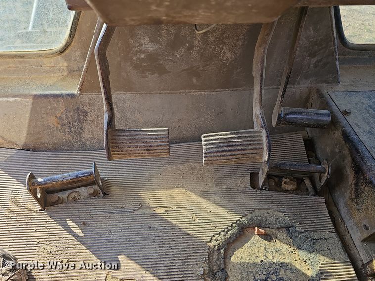 image for item DQ1181 1980 Caterpillar D9H  dozer