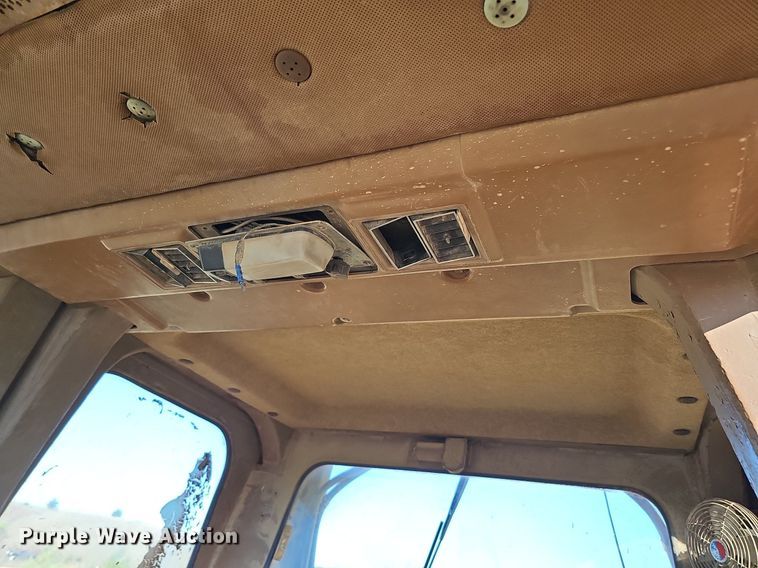 image for item DQ1181 1980 Caterpillar D9H  dozer