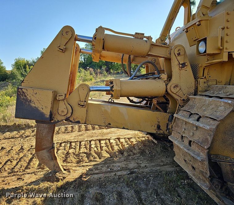 image for item DQ1181 1980 Caterpillar D9H  dozer