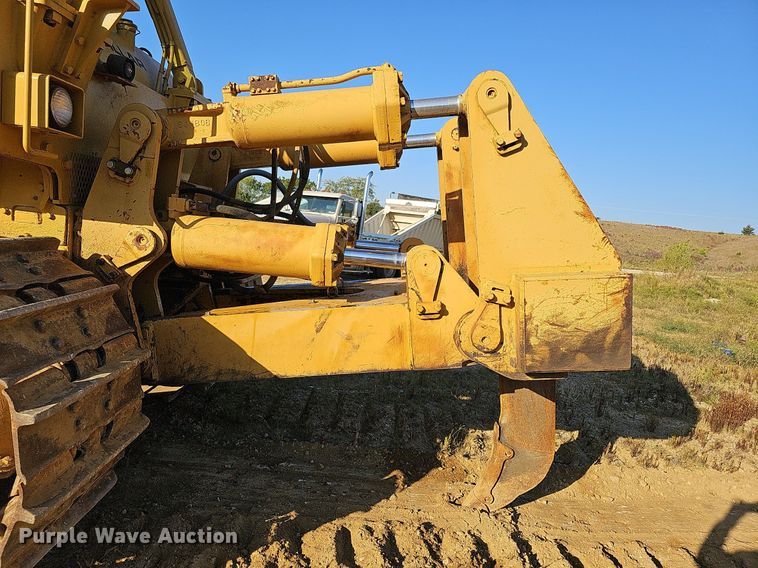 image for item DQ1181 1980 Caterpillar D9H  dozer