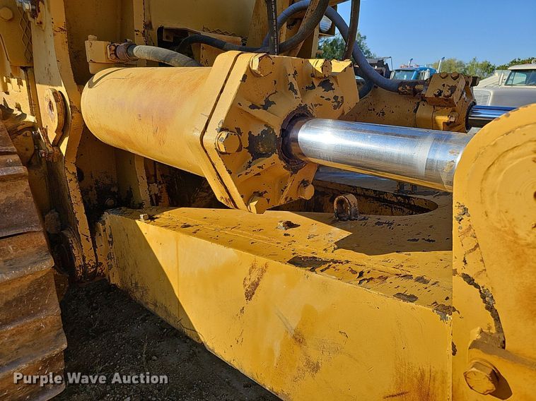 image for item DQ1181 1980 Caterpillar D9H  dozer