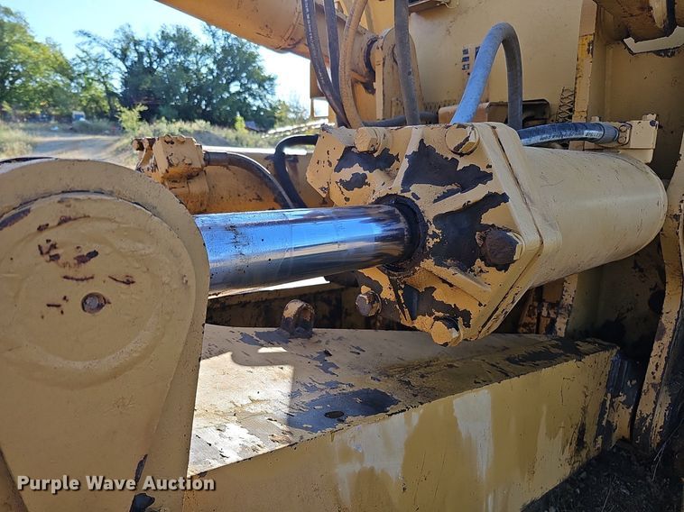 image for item DQ1181 1980 Caterpillar D9H  dozer