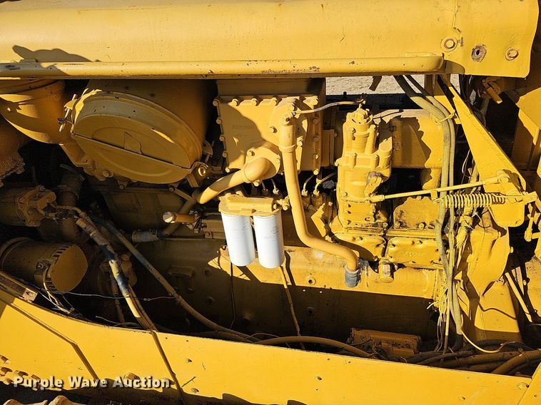 image for item DQ1181 1980 Caterpillar D9H  dozer
