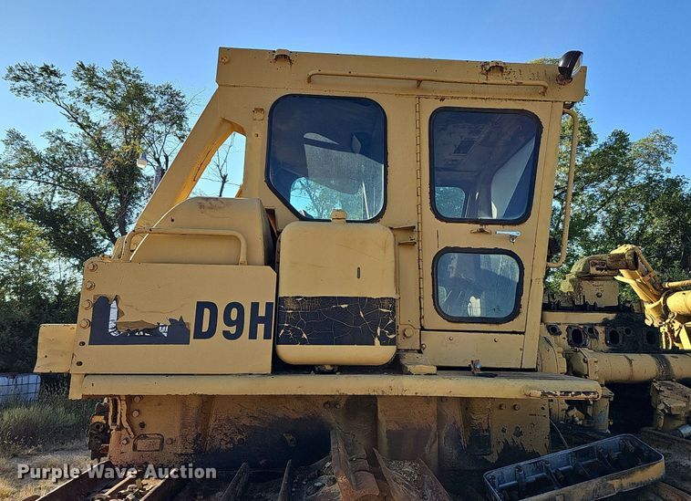 image for item DQ1182 1979 Caterpillar D9H dozer