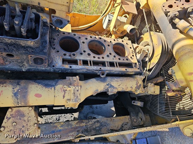 image for item DQ1182 1979 Caterpillar D9H dozer