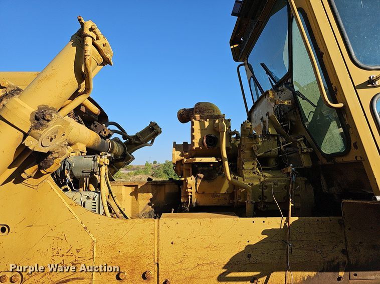 image for item DQ1182 1979 Caterpillar D9H dozer