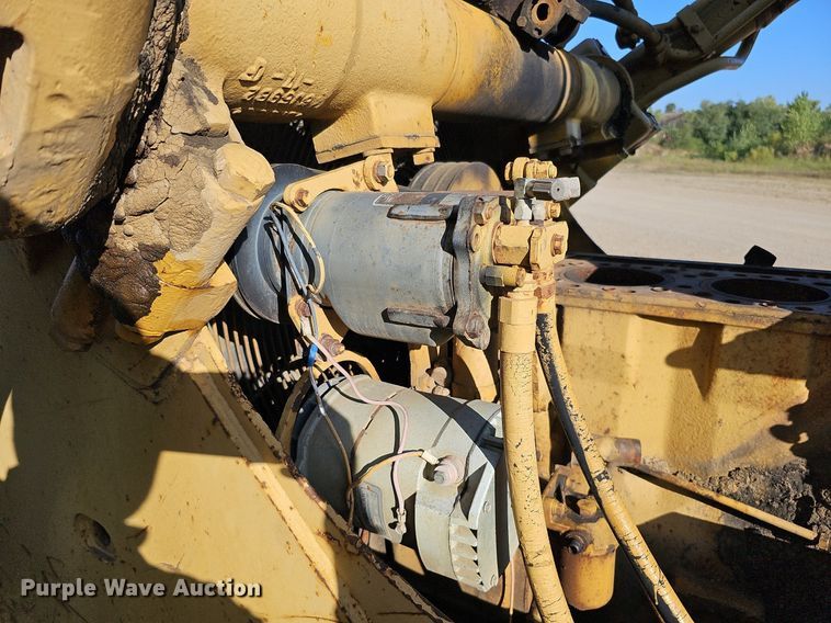 image for item DQ1182 1979 Caterpillar D9H dozer