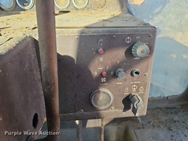 image for item DQ1182 1979 Caterpillar D9H dozer