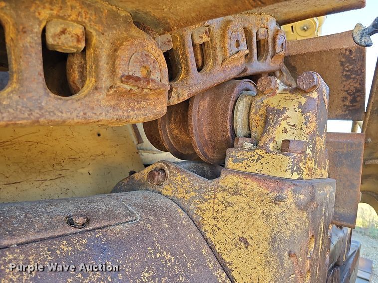 image for item DQ1182 1979 Caterpillar D9H dozer