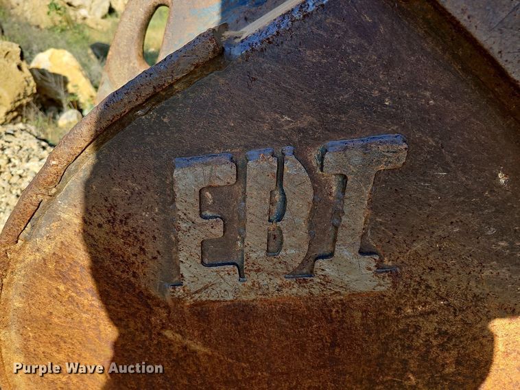 image for item DQ1183 1997 Komatsu PC300LC-6LC  excavator