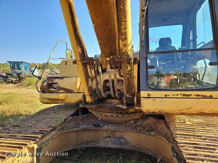 image for item DQ1183 1997 Komatsu PC300LC-6LC  excavator