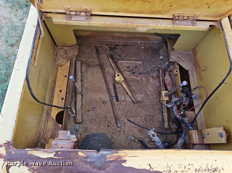 image for item DQ1183 1997 Komatsu PC300LC-6LC  excavator