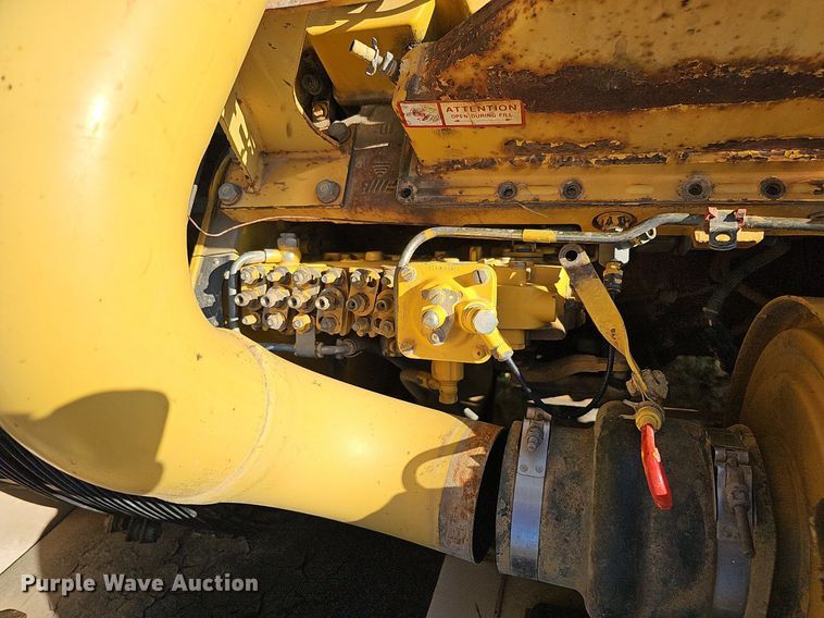 image for item DQ1183 1997 Komatsu PC300LC-6LC  excavator