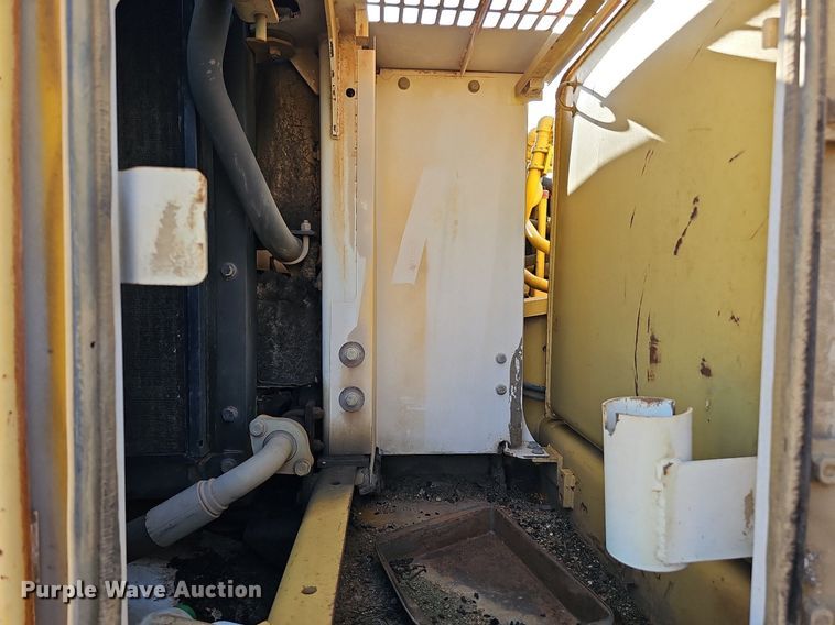 image for item DQ1183 1997 Komatsu PC300LC-6LC  excavator