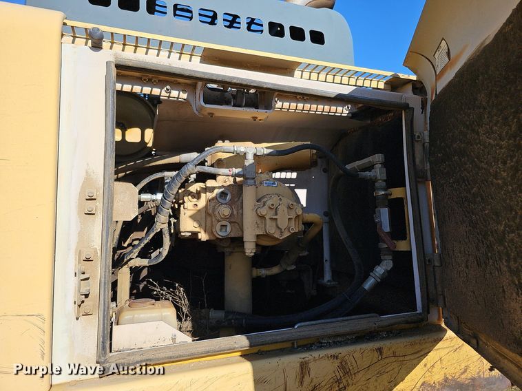 image for item DQ1183 1997 Komatsu PC300LC-6LC  excavator