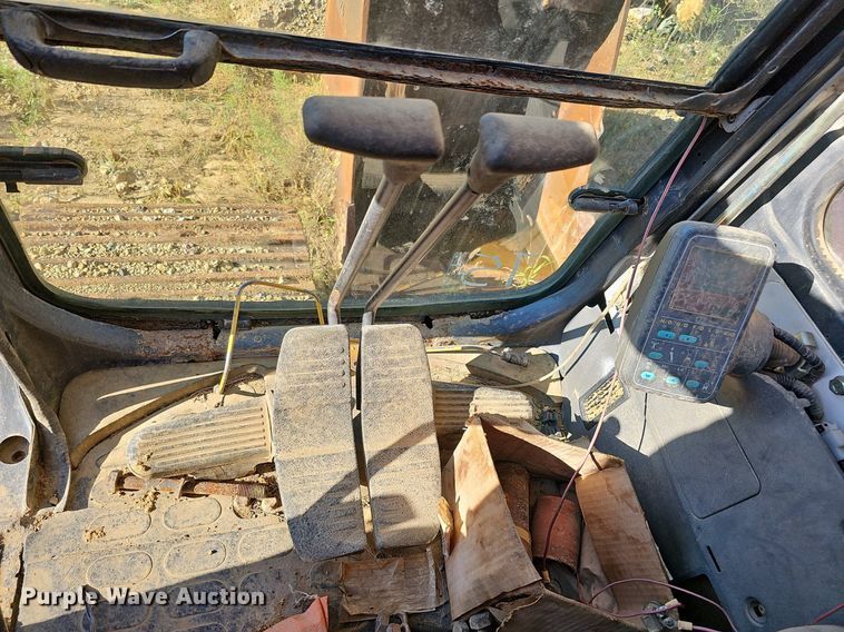 image for item DQ1183 1997 Komatsu PC300LC-6LC  excavator