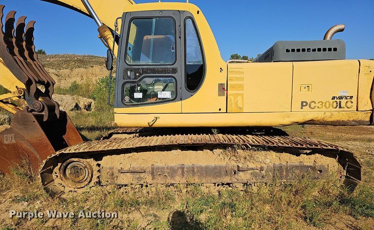 image for item DQ1183 1997 Komatsu PC300LC-6LC  excavator