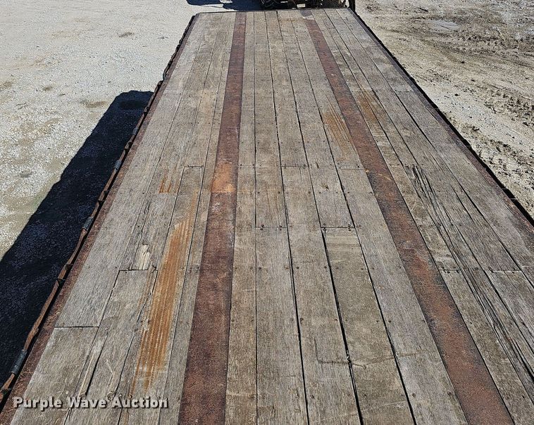 image for item DQ1200 1993 Fontaine FTW-5-8048SL  flatbed trailer