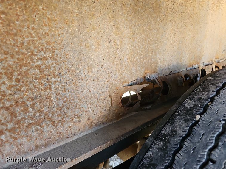 image for item DQ1200 1993 Fontaine FTW-5-8048SL  flatbed trailer