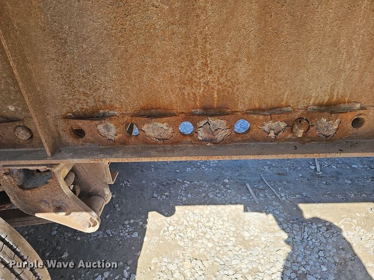 image for item DQ1200 1993 Fontaine FTW-5-8048SL  flatbed trailer