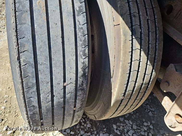 image for item DQ1200 1993 Fontaine FTW-5-8048SL  flatbed trailer