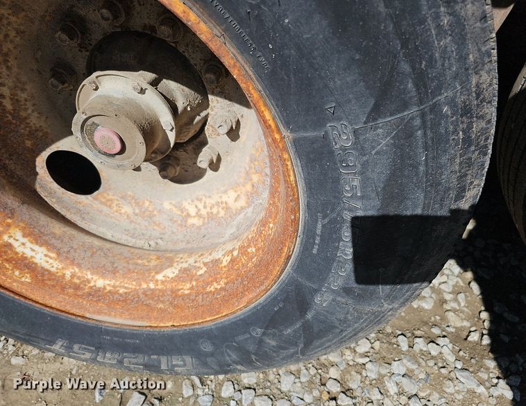 image for item DQ1200 1993 Fontaine FTW-5-8048SL  flatbed trailer