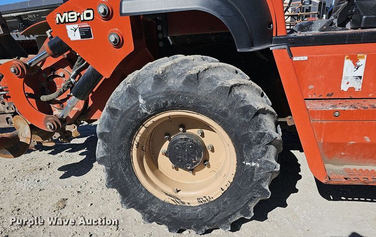 image for item DQ1201 2007 Ditch Witch RT95  trencher
