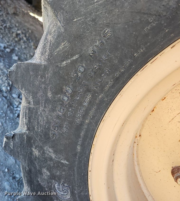 image for item DQ1201 2007 Ditch Witch RT95  trencher