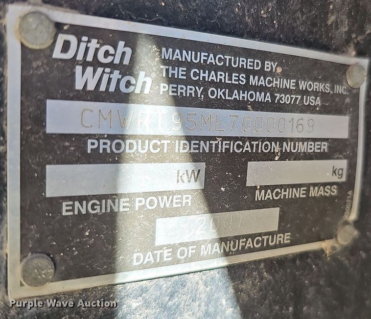 image for item DQ1201 2007 Ditch Witch RT95  trencher