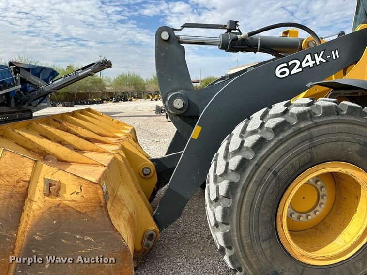image for item DQ1439 2017 John Deere 624K-II  wheel loader