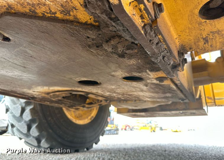 image for item DQ1439 2017 John Deere 624K-II  wheel loader