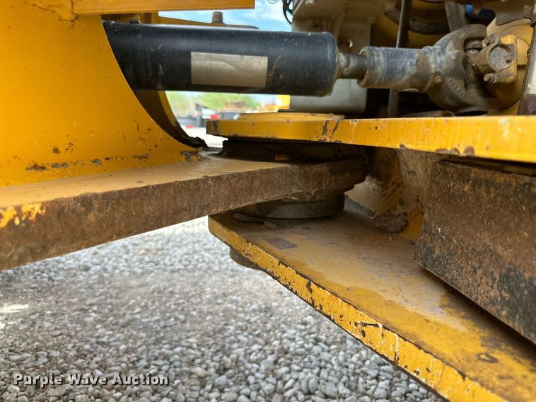 image for item DQ1439 2017 John Deere 624K-II  wheel loader