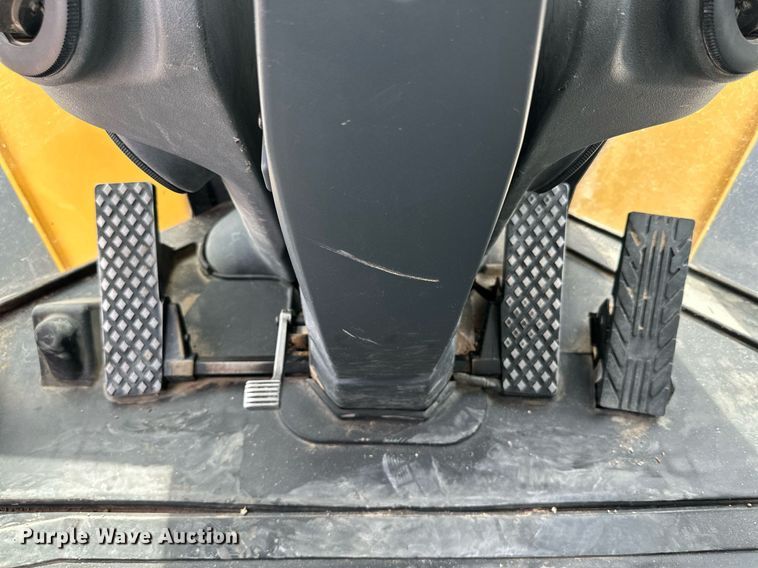 image for item DQ1439 2017 John Deere 624K-II  wheel loader