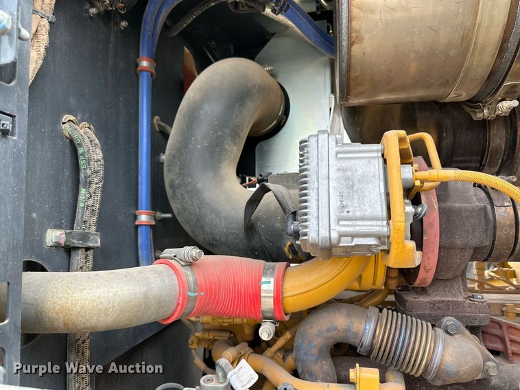 image for item DQ1439 2017 John Deere 624K-II  wheel loader