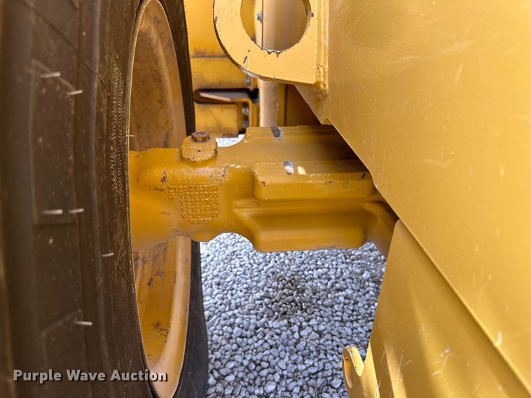 image for item DQ1439 2017 John Deere 624K-II  wheel loader