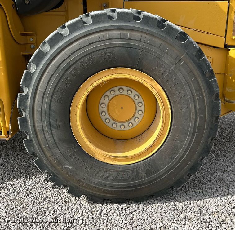 image for item DQ1439 2017 John Deere 624K-II  wheel loader