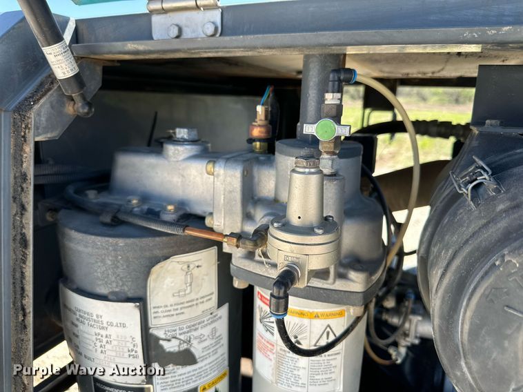 image for item DQ1443 Airman PDS185S  air compressor