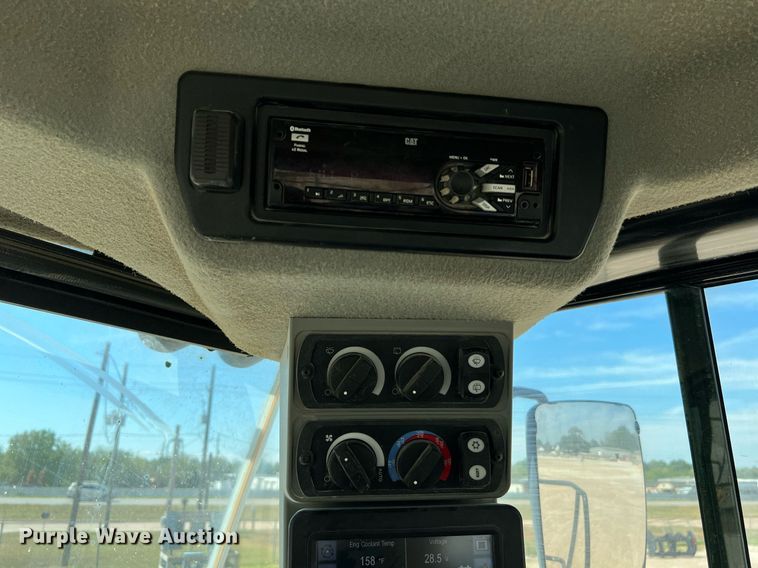 image for item DQ2201 2016 Caterpillar 950M  wheel loader