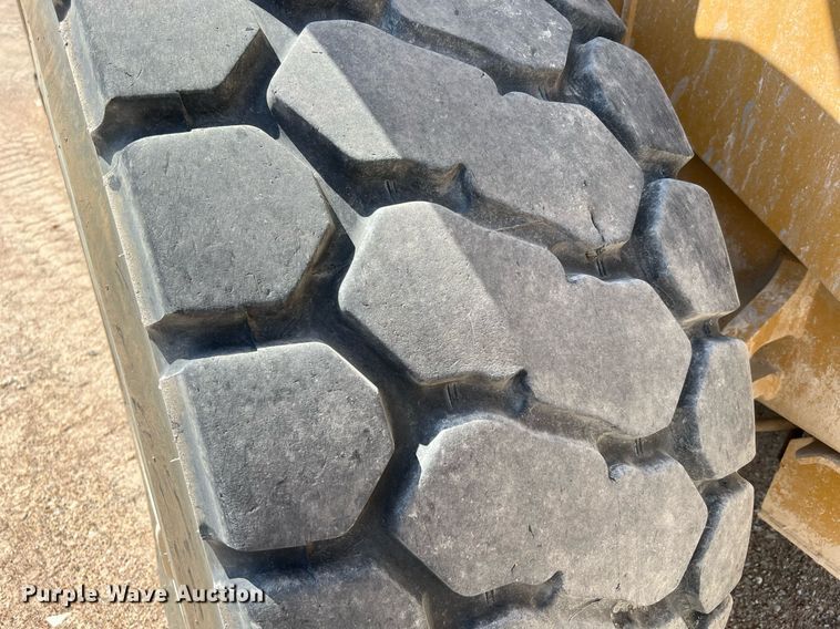 image for item DQ2201 2016 Caterpillar 950M  wheel loader