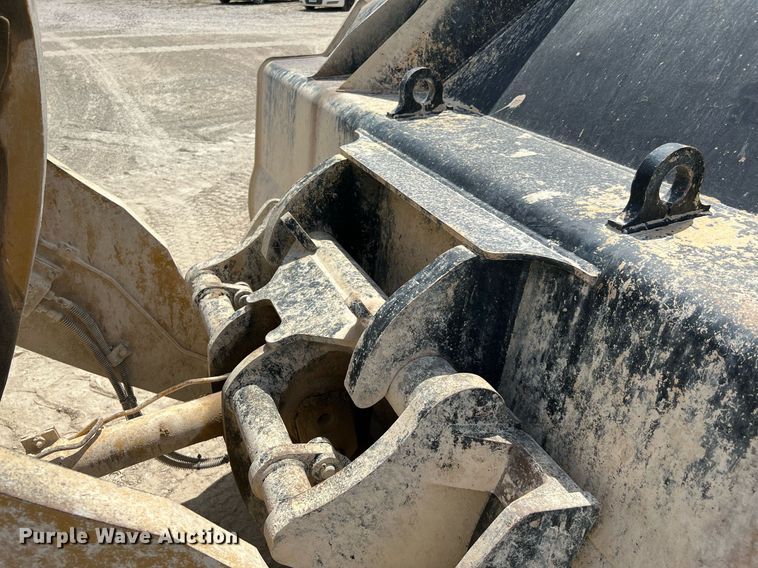 image for item DQ2202 2018 Caterpillar 972M  wheel loader