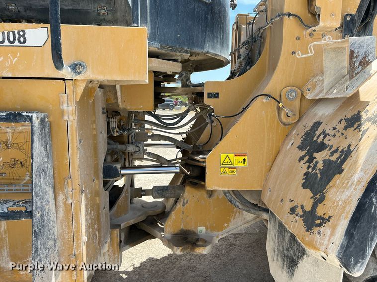 image for item DQ2202 2018 Caterpillar 972M  wheel loader