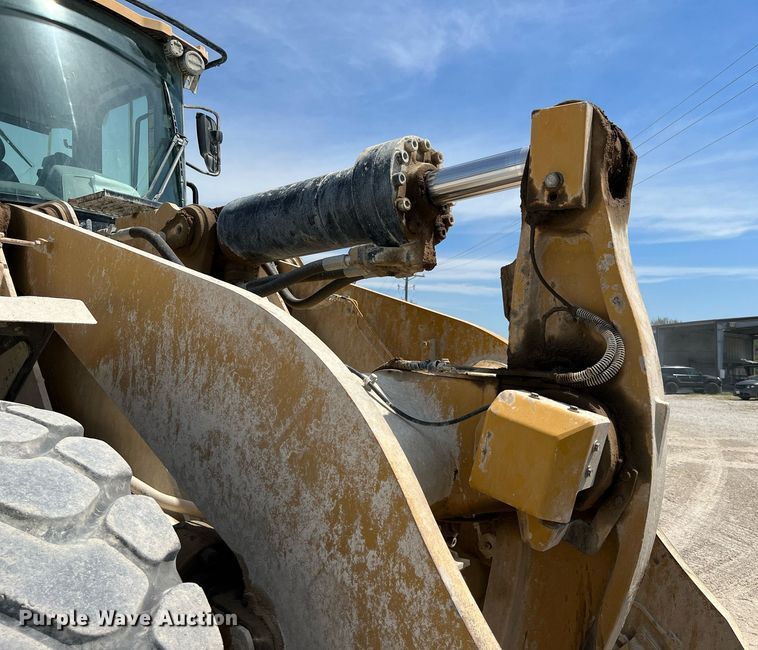 image for item DQ2202 2018 Caterpillar 972M  wheel loader
