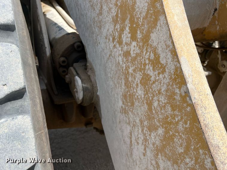 image for item DQ2202 2018 Caterpillar 972M  wheel loader