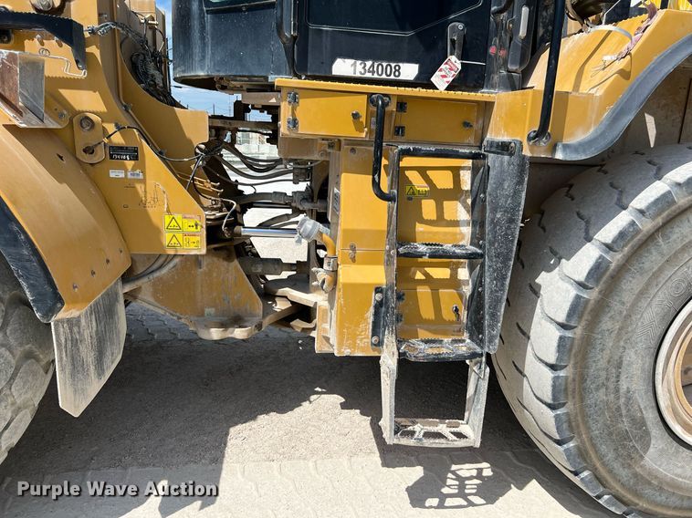 image for item DQ2202 2018 Caterpillar 972M  wheel loader