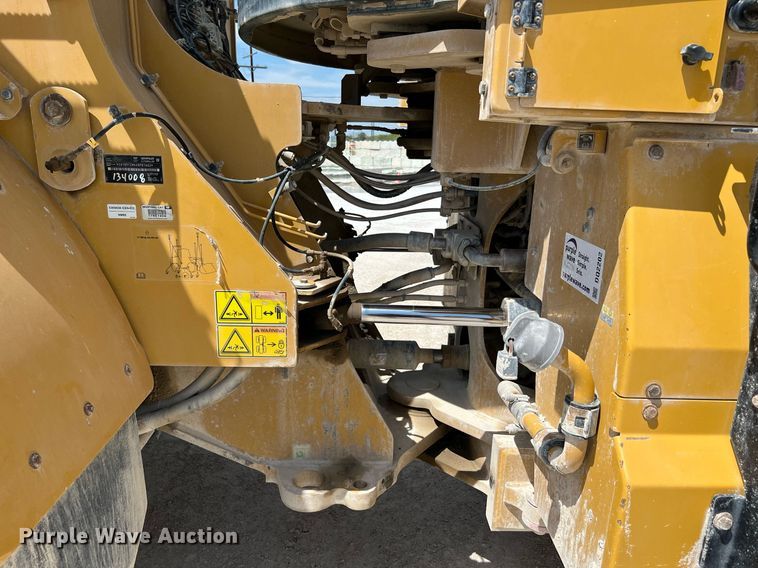 image for item DQ2202 2018 Caterpillar 972M  wheel loader