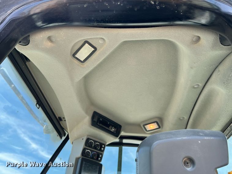 image for item DQ2202 2018 Caterpillar 972M  wheel loader